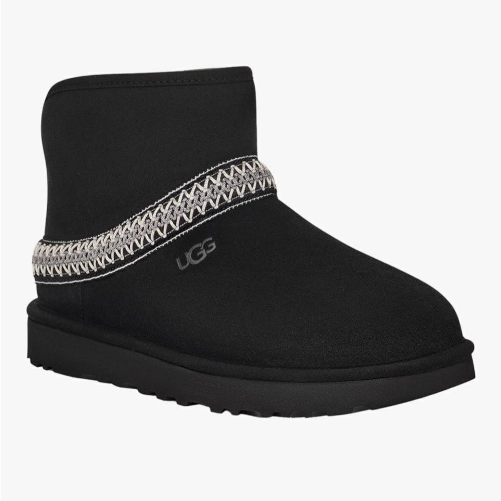 NIB UGG Classic Suede Boot Mini Crescent Women Sz 9 Black White Embroidered NEW